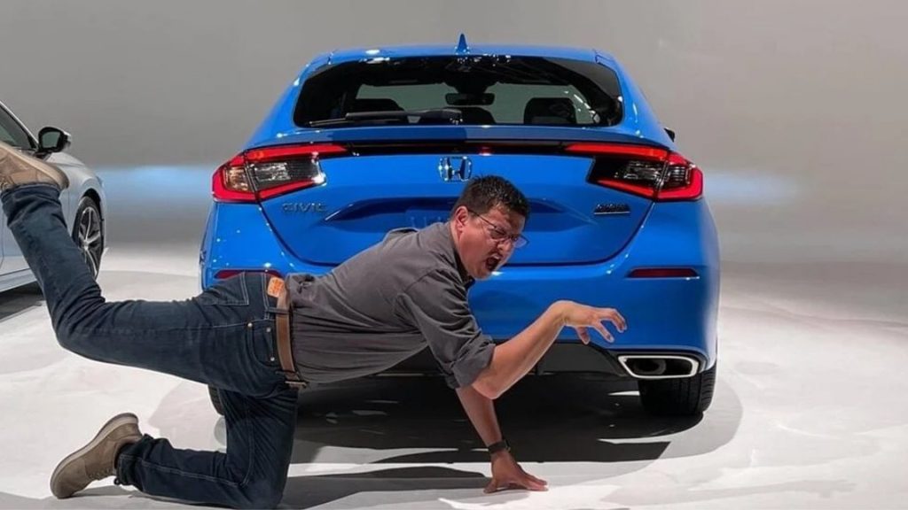 The first photo of the Honda Civic Hatchback