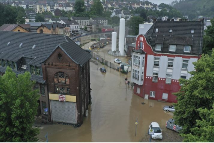 German floods – 93 dead, 1.300 missing