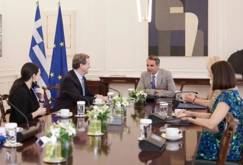 Mitsotakis: He met with the head of the American Jewish Commission