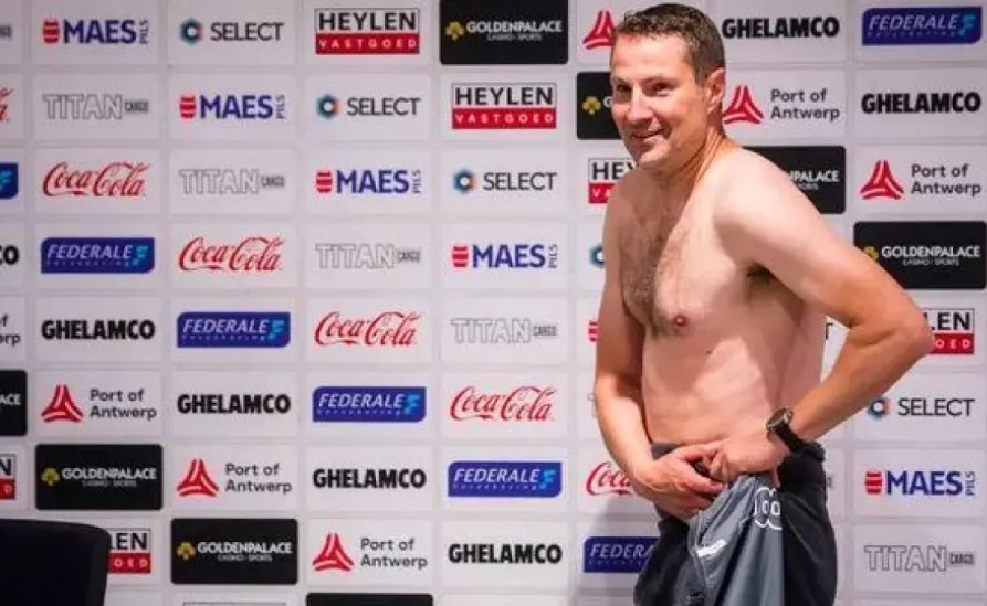 Europa League: Antwerp coach went naked for statements after the match with Omonia